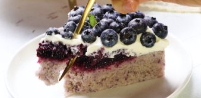 Blueberry Rice Cake