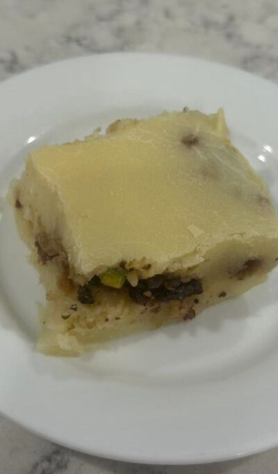 Glutinous Rice Flour Mochi Cake (Layered Nuts and Brown Sugar)